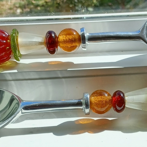 💚Beautiful glass bead handled metal salad fork and spoon - Picture 2 of 5